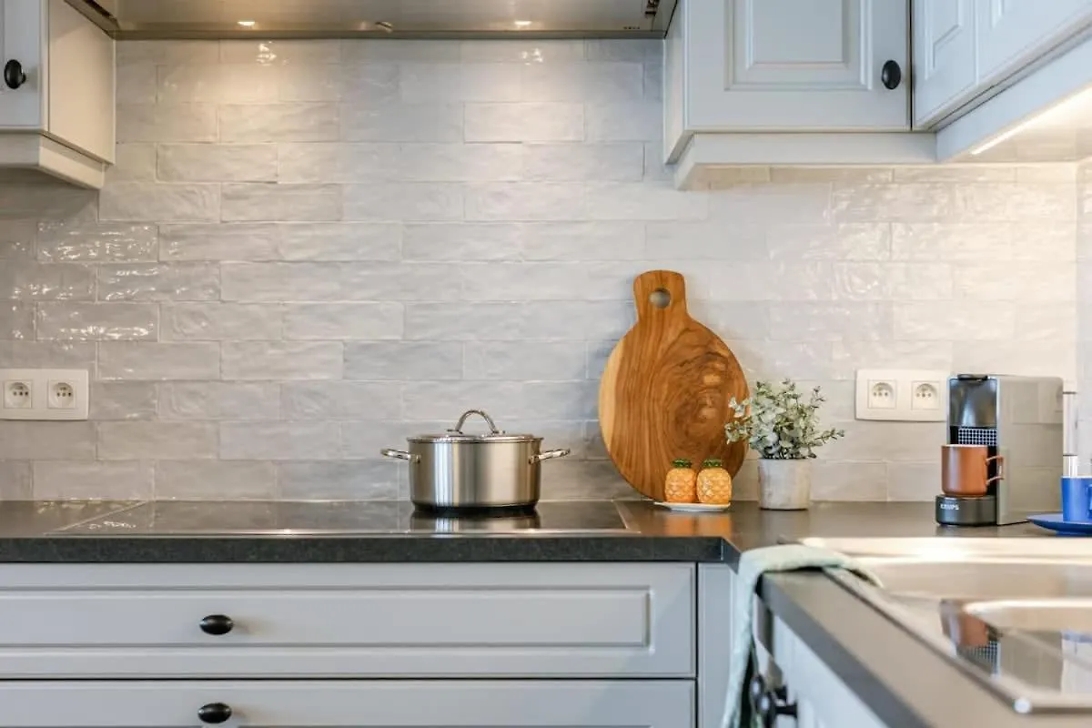 Huswell - Authentic Apartment In The City Center Of Antwerp Belgium