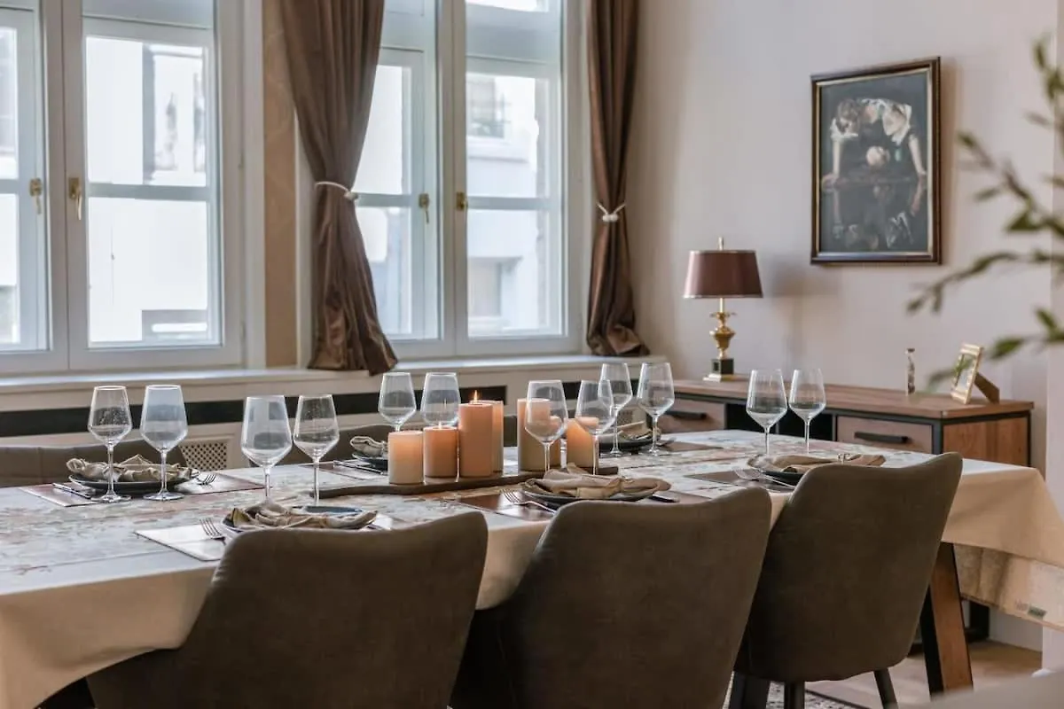 Huswell - Authentic Apartment In The City Center Of Antwerp