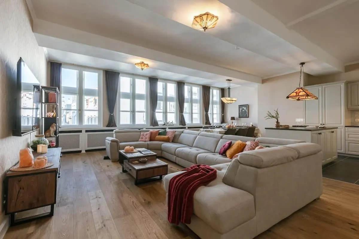 Huswell - Authentic Apartment In The City Center Of Antwerp