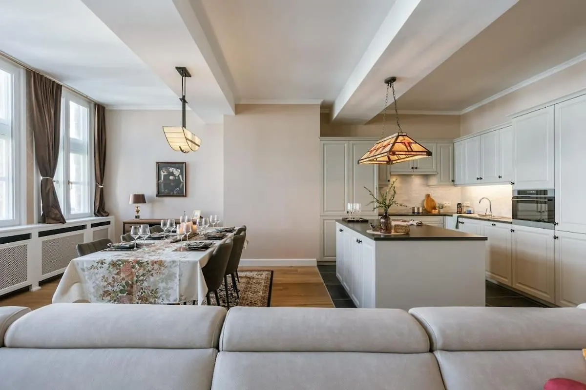 Huswell - Authentic Apartment In The City Center Of Antwerp