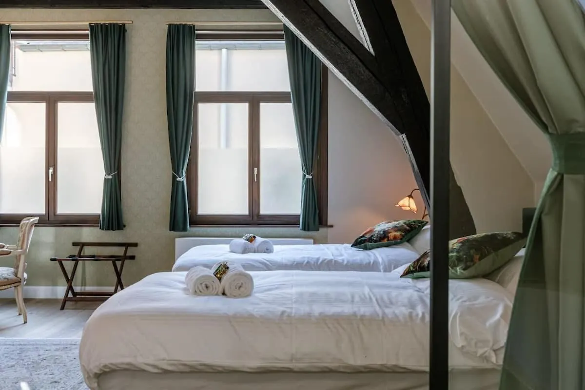 Huswell - Authentic Apartment In The City Center Of Antwerp Belgium