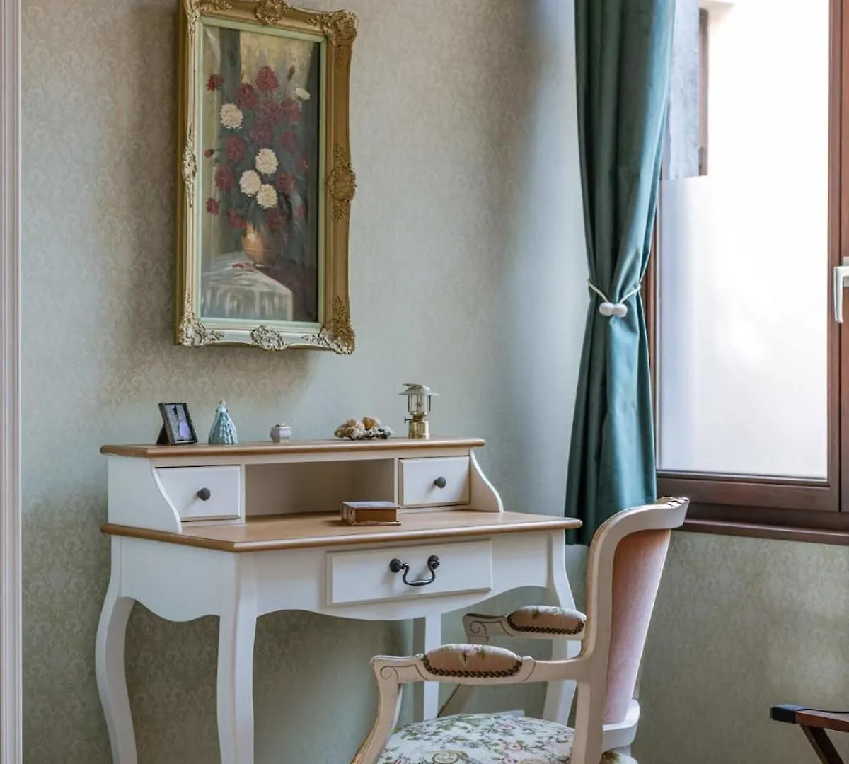 Huswell - Authentic Apartment In The City Center Of Antwerp